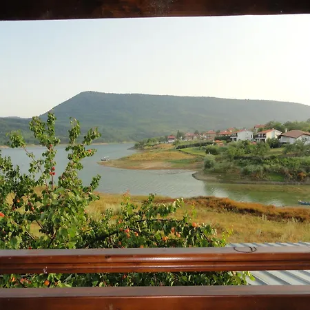 Family Belvedere מלון Dŭlgopol
