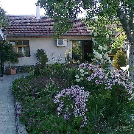 מלון Family Belvedere Dŭlgopol